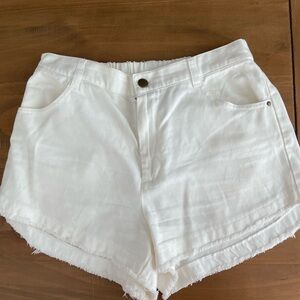 Women’s YFP white soft denim shorts size M